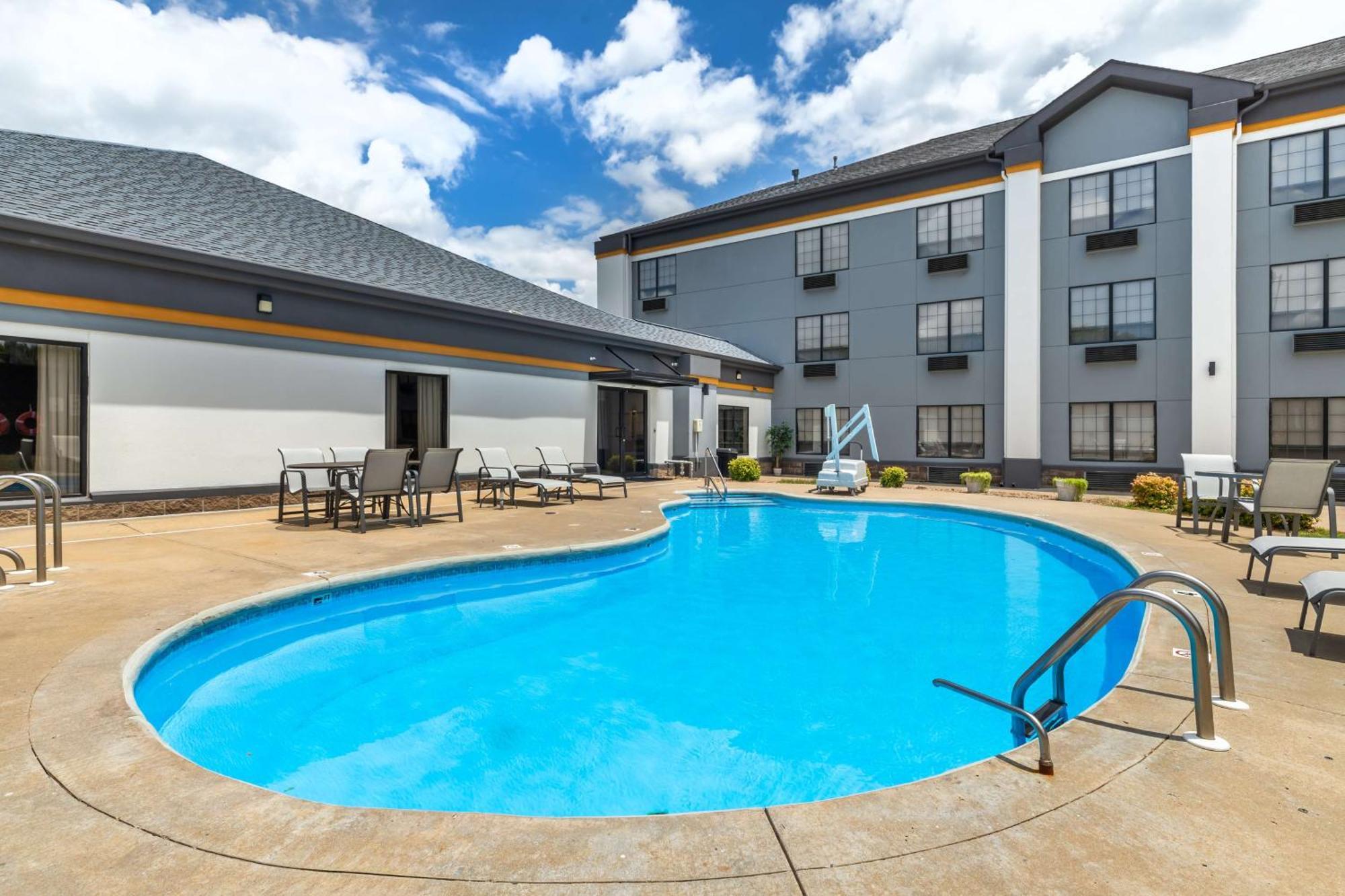 Prime Inn&Suites Poteau Extérieur photo